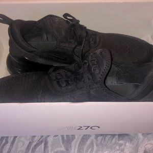 Nike Airmax, 270 size 13 in men’s (black)